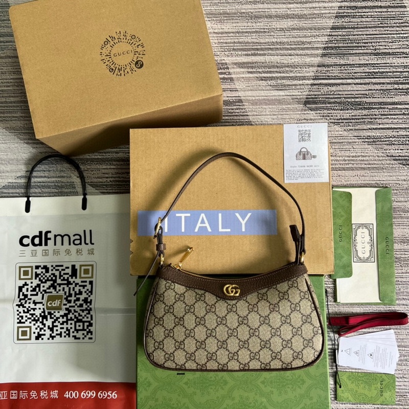 Gucci Handbags 706